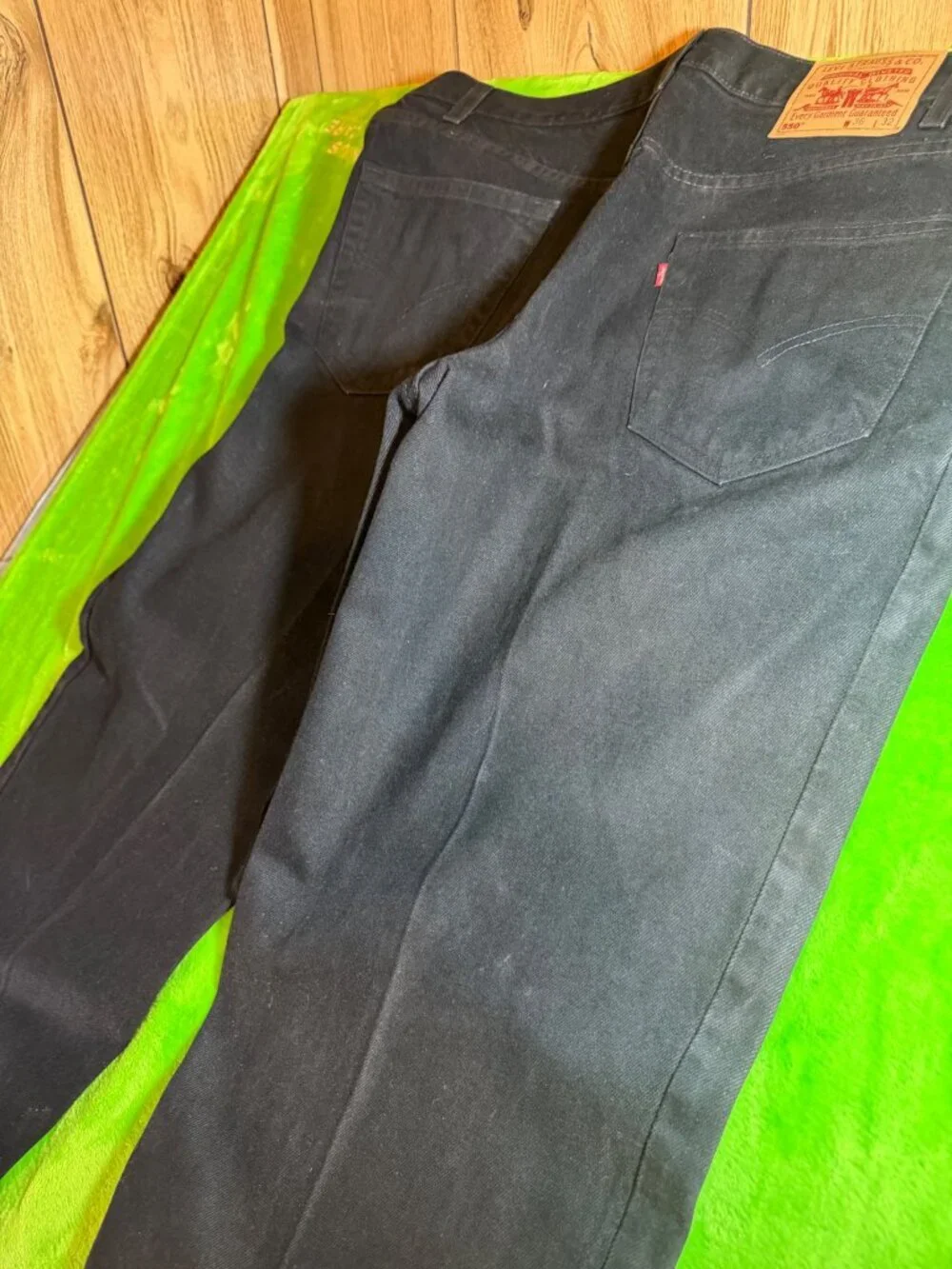 Vintage 1999 Levi's 550 Relaxed Fit Black Jeans Mens 36x32 Made in Mexico NWOT